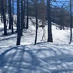 La De La Foux 3*