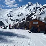 Couette-café La De La Foux